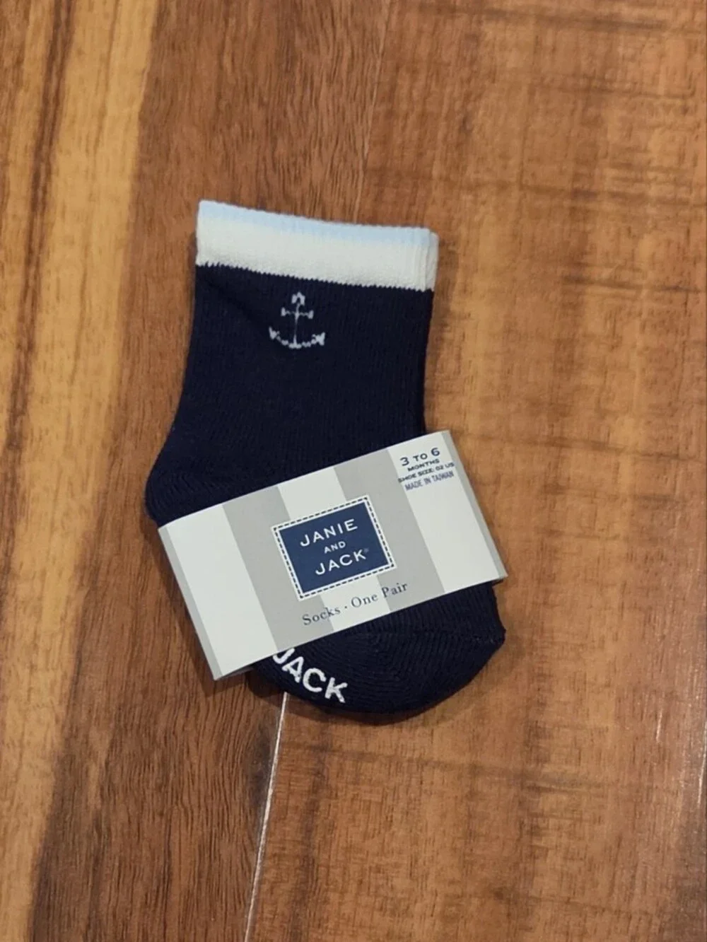 Janie and Jack NWT 3-6 Months Navy Whale Print Shortall, Socks, Bodysuit & Bib